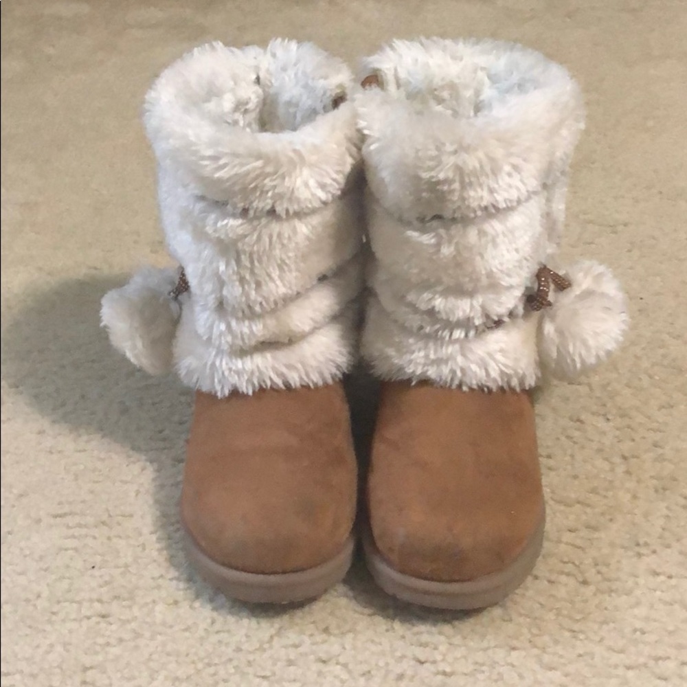 Girls furry boots size 12